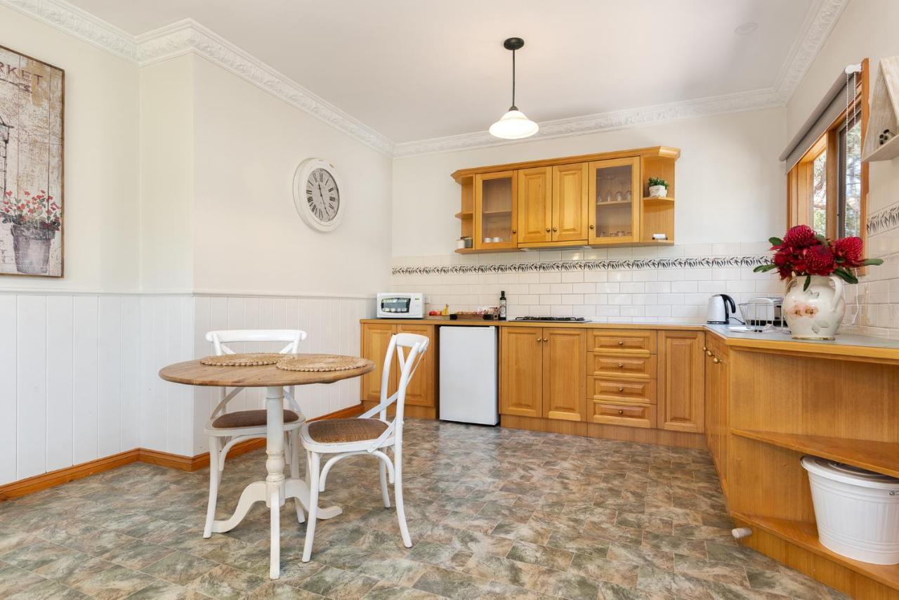 Cockatoo Cottages Esterno foto